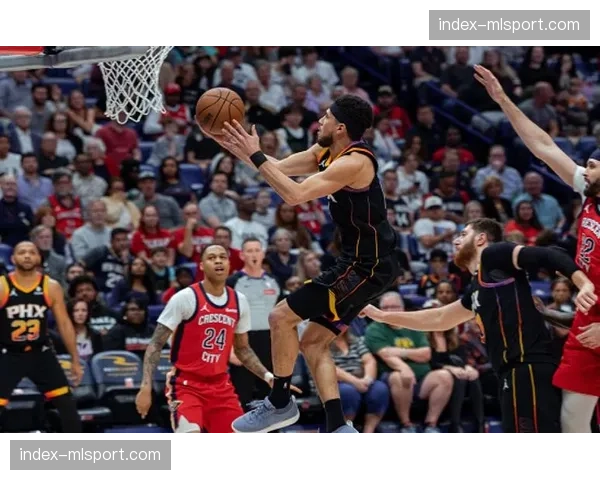 鹈鹕击败快船重燃附加赛希望，墨菲三分10中5成取胜功臣